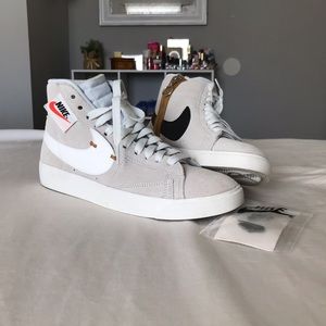 Women’s Nike blazer